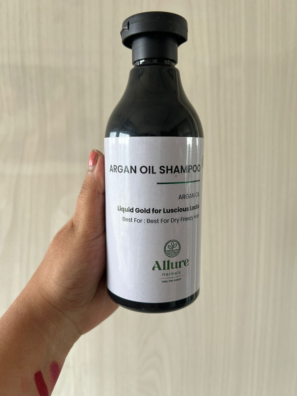 LOOP Fashion - Shampoo Hair Care